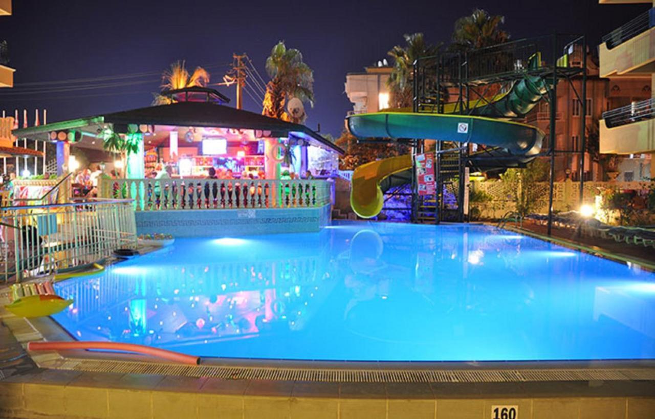 مرمريس Maxwell Holiday Club المظهر الخارجي الصورة