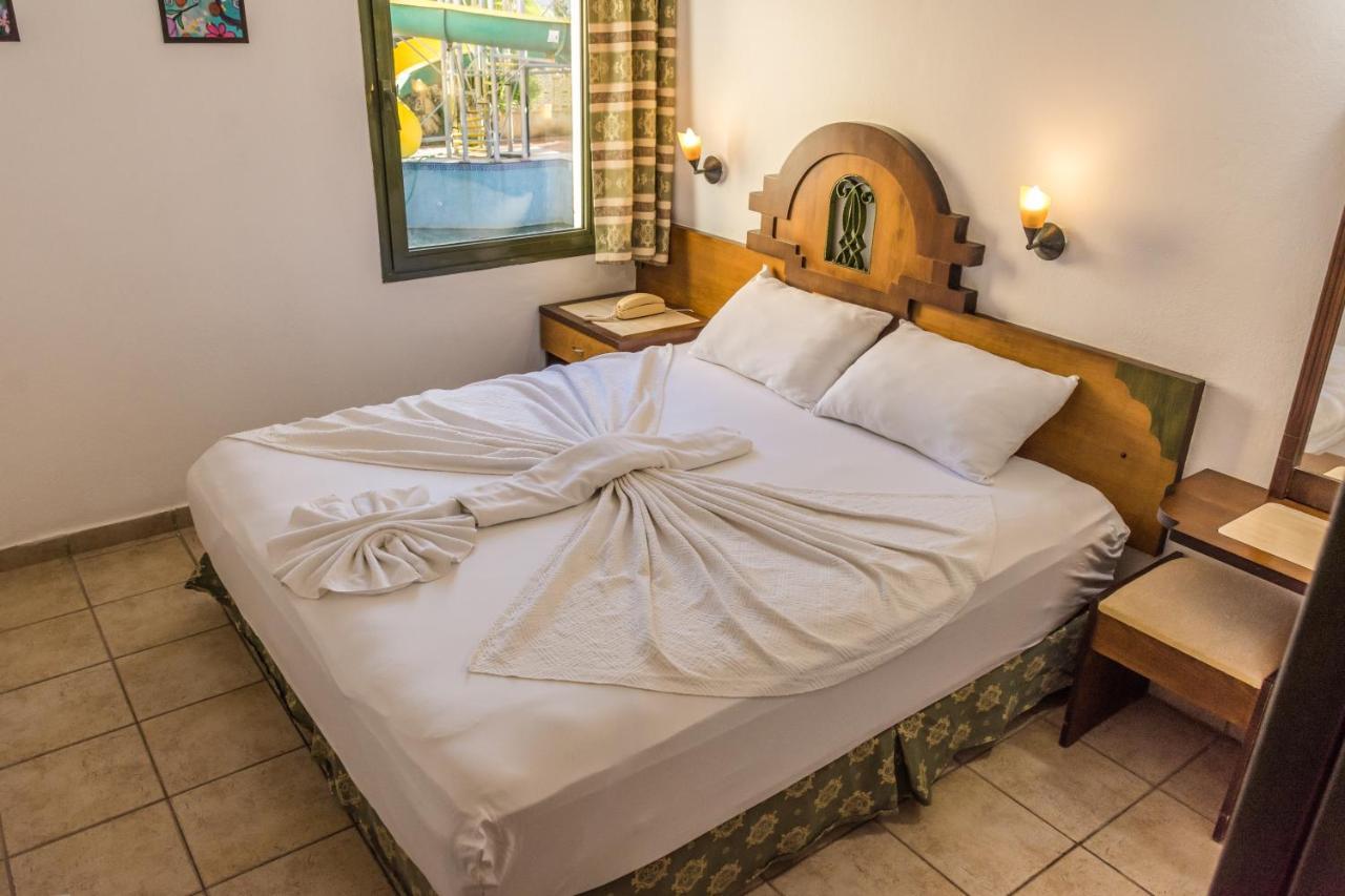 مرمريس Maxwell Holiday Club المظهر الخارجي الصورة