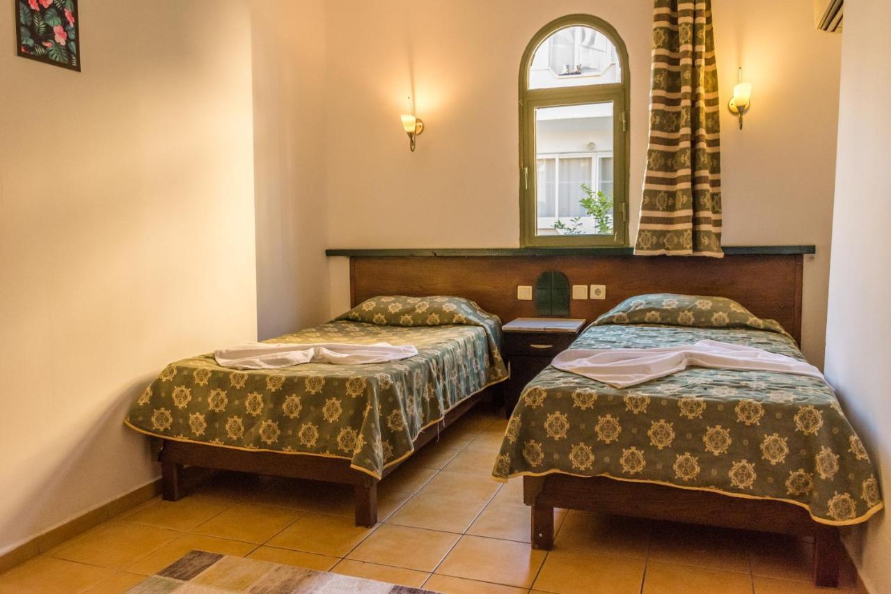 مرمريس Maxwell Holiday Club المظهر الخارجي الصورة