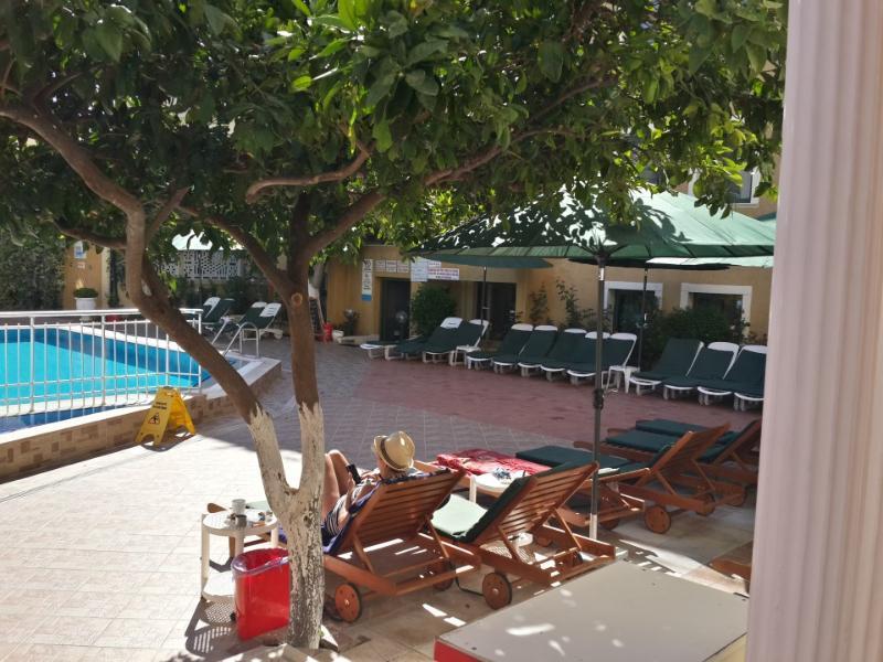 مرمريس Maxwell Holiday Club المظهر الخارجي الصورة